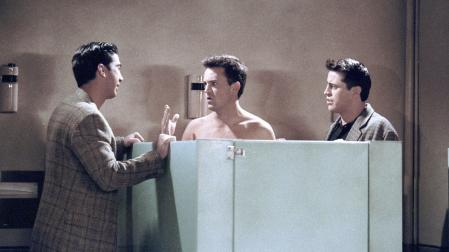 David Schwimmer, Matthew Perry y Matt LeBlanc en un episodio de ‘Friends’