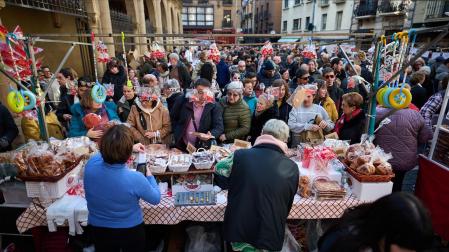 Fotos de la celebración de San Blas en Pamplona. /