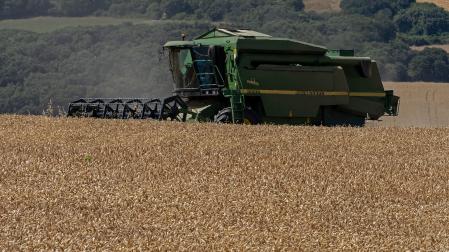 Imagen de recolección de cereal durante estos últimos días en Abárzuza, localidad de Tierra Estella
*T: AGRICULTURA RECOLECCION DE CEREAL SEGADORA COSECHADORA
*P: