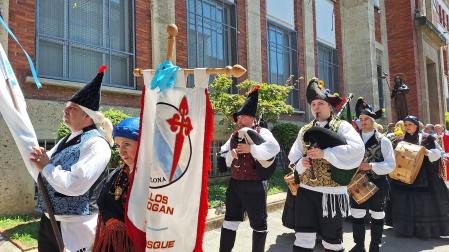 Fotos de la fiesta de Galicia en Pamplona. /
