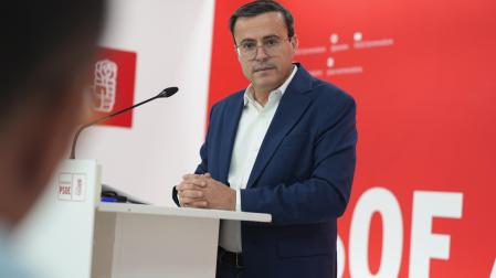 El secretario general del PSOE de Extremadura, Miguel Ángel Gallardo, en rueda de prensa en Mérida

PSOE DE EXTREMADURA

01/08/2024