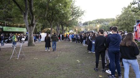 Continúa la gran afluencia de publico en The Champions Burger