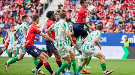 Fotos del Osasuna 1-2 Betis de la jornada 10./