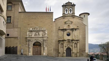 Fachada del Museo de Navarra