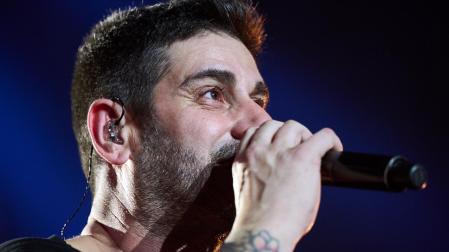 Fotos del concierto de Melendi en el Navarra Arena./