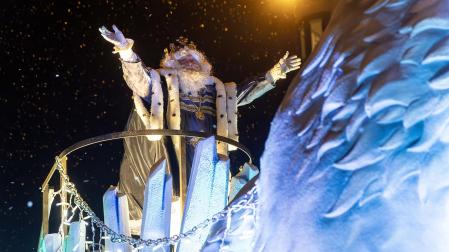 Fotos de la Cabalgata de los Reyes Magos 2025 en Pamplona