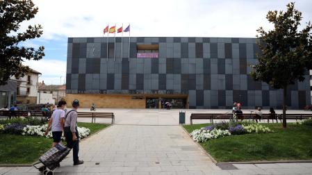 Ayuntamiento de Burlada, uno de los 272 municipios navarros
