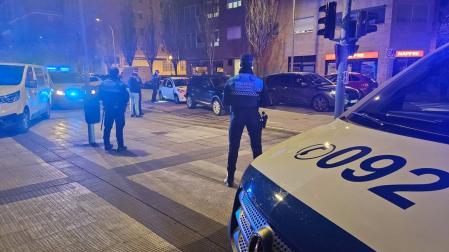 Agentes de Policía Municipal de Pamplona, en una intervención este fin de semana