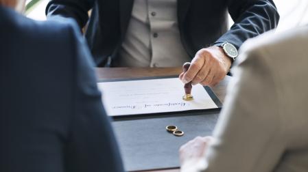 Certificado de divorcio de una pareja