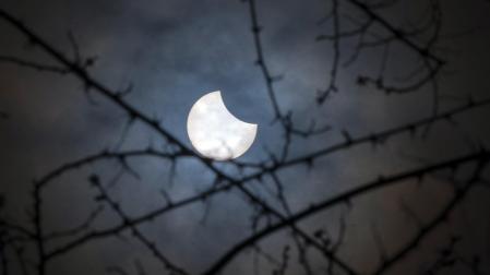 Foto del eclipse solar del 29 de marzo de 2025./