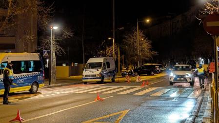 Imagen de un control de la Policía Municipal en Pamplona