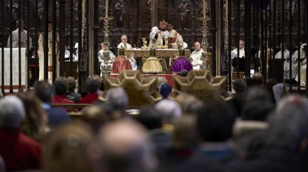 Fotos de la misa crismal en la Catedral de Pamplona