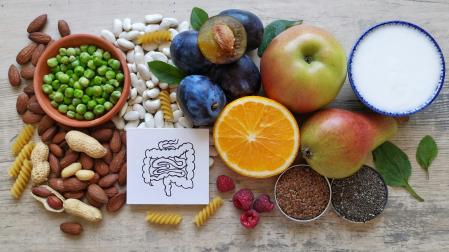 Los alimentos ricos en fibra favorecen el equilibrio de la microbiota