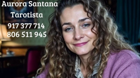 Aurora Santana no solo tiene un don natural, sino que también sabe escuchar y entender a cada persona que la consulta