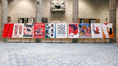 Imagen de los diez carteles finalistas para anunciar San Fermín 2025.