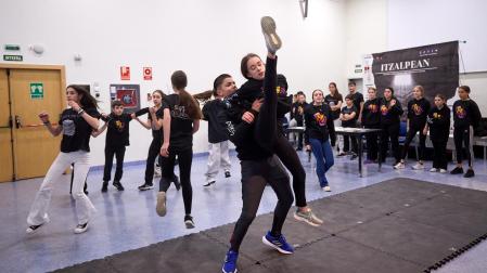 Fotos del musical 'Itzalpean' de los alumnos de Ikastola Jaso