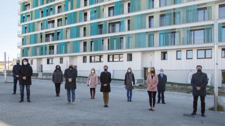 Inauguración de 62 viviendas de VPO construidas por Acciona y Servinabar en Erripagaña