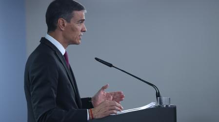 Pedro Sánchez, durante su declaración institucional en el Palacio de la Moncloa el pasado día 22