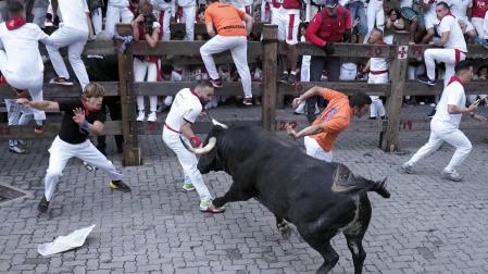 Fotos del segundo encierro de San Fermín 2025 en Pamplona