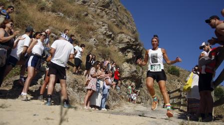 Participantes en el XI El Pilón Trail, en Falces, en las distancias de 16 km., 9 km., y marcha no competitiva /