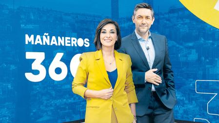Adela González y Javier Ruiz presentan ‘Mañaneros 360’, uno de los programas revelación de la temporada, en La 1