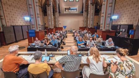 Una vista de otra asamblea celebrada en el rebautizado como salón Pinaquy de la sede de la Mancomunidad de la Comarca de Pamplona