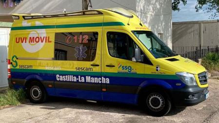 Imagen de una ambulancia de Castilla La Mancha