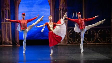Bailarines del Ballet de Kiev