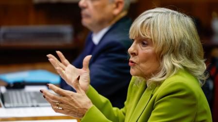 María Caballero, durante la comparecencia de Pedro Sánchez en el Senado