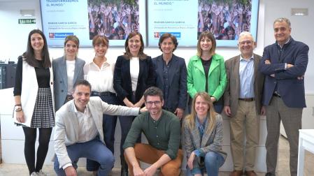 Responsables de las empresas colaboradoras y de la Fundación Vicente Ferrer