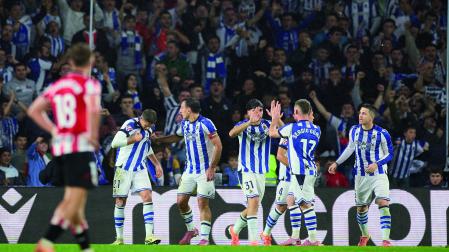 match between Partido entre el Real Sociedad y el Athletic Club en Anoeta el 1 de noviembre, 2025, San Sebastián, España
