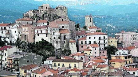Vista actual de Oliveto Citra, sede del condado disfrutado por Pedro Navarro entre 1504 y 1515