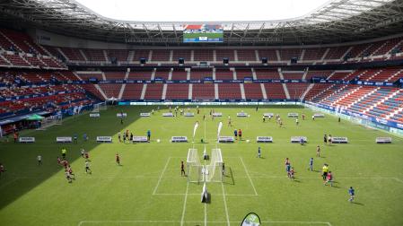 Un aspecto del estadio de El Sadar con un evento de Kosner, patrocinador principal, que se celebró al final de la temporada pasada