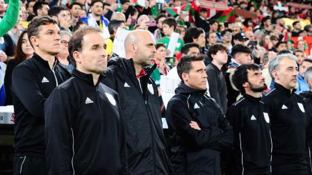 Jagoba Arrasate y su equipo técnico, en un partido anterior de la Selección de Euskadi