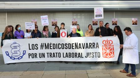 médicos