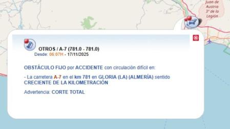 Captura del aviso del corte en la A-7 en Almería por un accidente de tráfico con un muerto entre un turismo y un camión