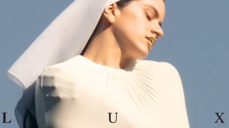 Rosalía triunfa en las listas con su álbum 'Lux'