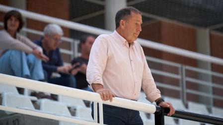 Rafa del Amo, presidente de la FNF, en el Txantrea-Hispania de fútbol sala