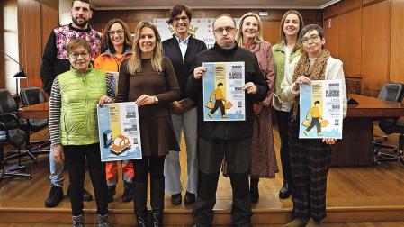 Representantes de las diferentes entidades que colaboran con el ayuntamiento en las acciones /