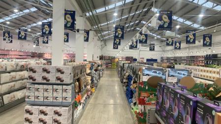 La tienda MGI, en el polígono de Mutilva calle A, tiene 2.000 m2 con miles de productos de regalo y hogar