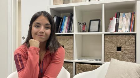 Alba Zunzarren, en su centro de fisioterapia, rehabilitación y entrenamiento 'Orain', de Elizondo.