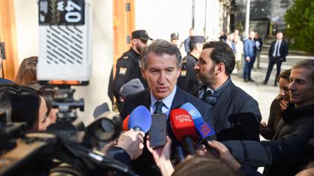 El presidente del PP, Alberto Núñez Feijóo, durante el acto homenaje a Javier Lambán