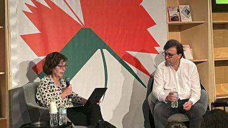 El escritor Javier Cercas durante la conversación abierta con la periodista Elena Hevia