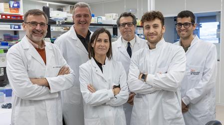 Antonio Fontanellas, Pedro Berraondo, Ana Sampedro, Matías Ávila, Francesco Urigo y Daniel Jericó, del grupo de investigación del Cima Universidad de Navarra que ha realizado el estudio