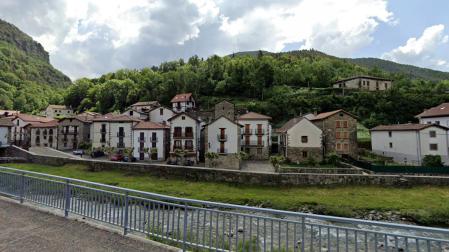 Vista de Urzainqui desde la carretera