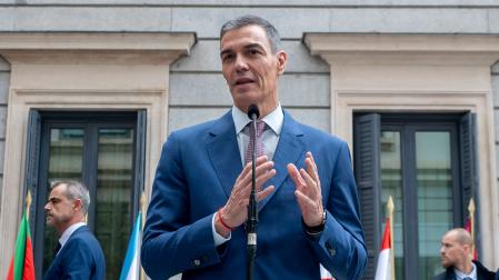 El presidente del Gobierno, Pedro Sánchez, durante el acto institucional por el Día de la Constitución, en el Congreso de los Diputados,