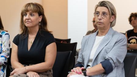De izquierda a derecha: Amaya Pérez Zardoya e Icíar Les Urra
