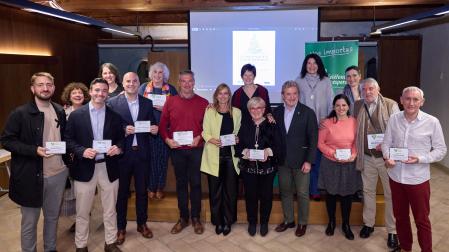 El Teléfono de la Esperanza y la Sociedad Gazteluleko rindieron homenaje a todos sus colaboradores.