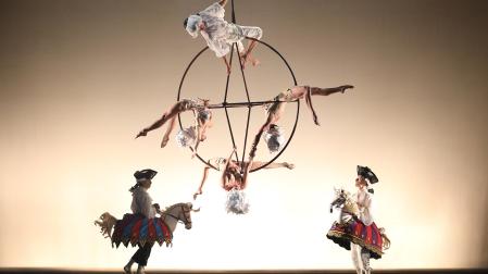 El circo de Finzi Pasca, hoy en Baluarte.