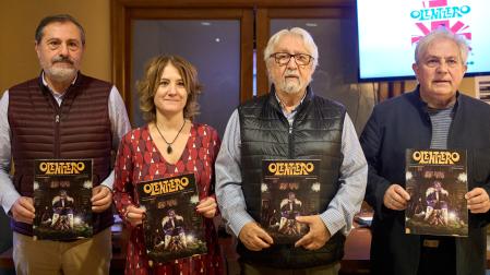 Patxi Pérez, Mirentxu García, Xabier Martínez y Raúl Madinabeitia en la presentación del Olentzero 2025